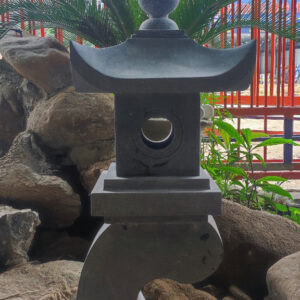 Đèn đá Granite đen Huế - 86cm x 39cm