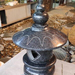 Đèn đá Granite đen Huế đánh bóng tự nhiên