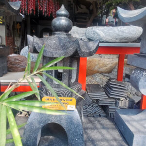 Đèn đá Granite đen Huế đánh bóng - 68cm x 35cm