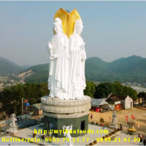 Tượng Ngài Quán Thế Âm Bồ Tát