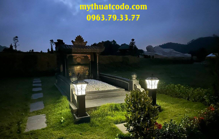 Lăng mộ đá granite đen