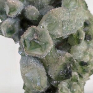 Mỹ Thuật Cố Đô chuyên cung cấp các loại đá thạch anh, đá phong thủy, đá chấn trạch, đá trang trí.