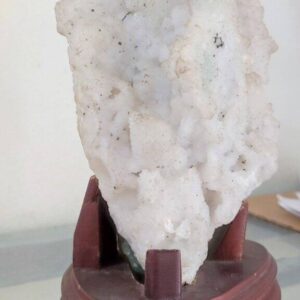 Mỹ Thuật Cố Đô chuyên cung cấp các loại đá thạch anh, đá phong thủy, đá chấn trạch, đá trang trí